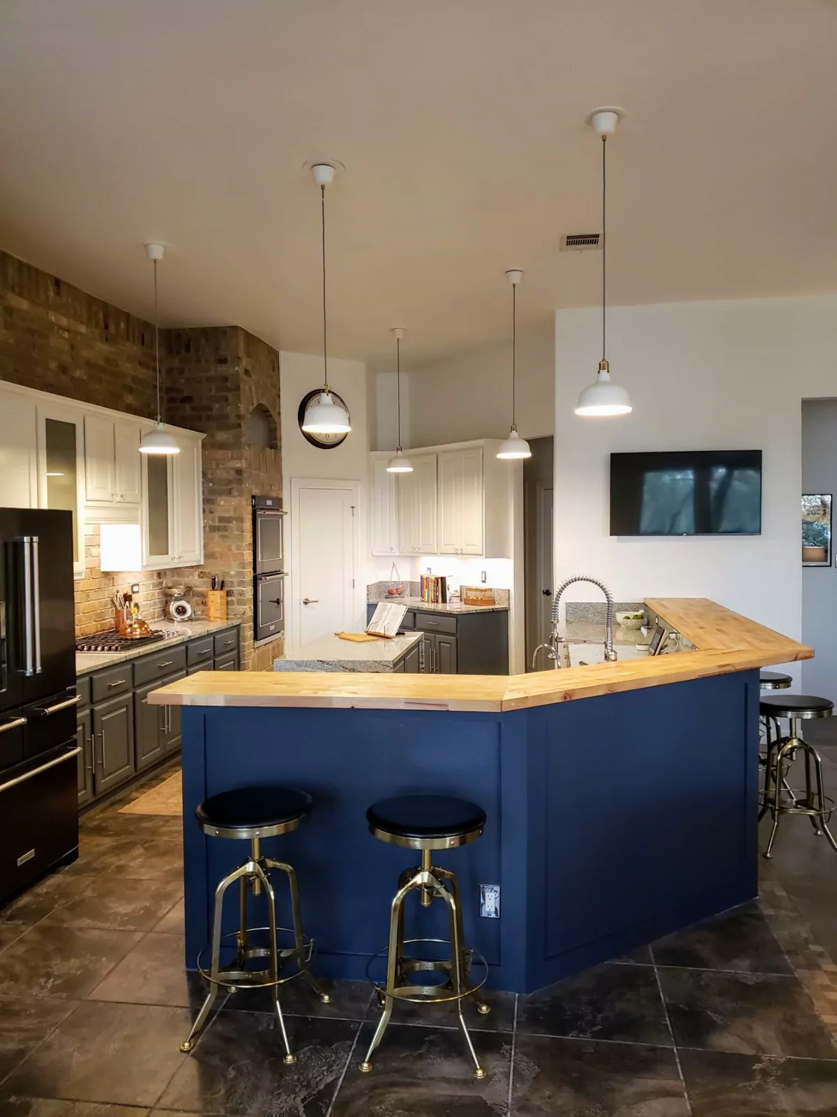 Navy island kitchen by The Flip Fixer